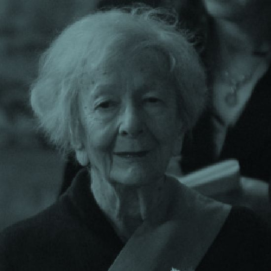 "מעקה גואל": שבחי המתיקות של ויסלבה שימבורסקה