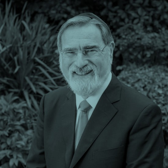 שרה ויונתן: פרשת חיי שרה ויארצייט לרב זקס