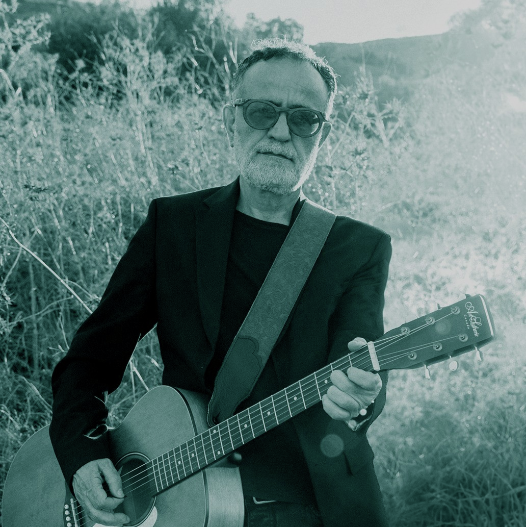 ספר הבצלים הירוקים: אהוד בנאי באש זרה