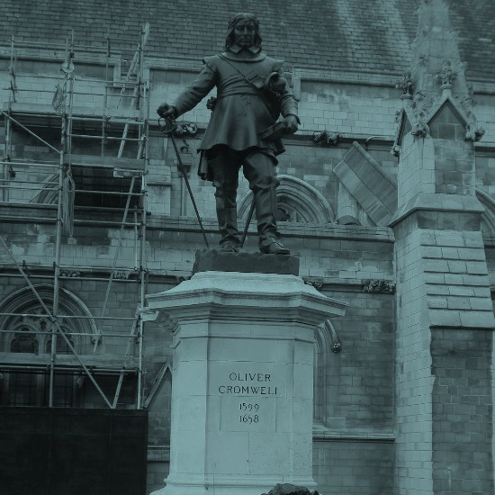 אוליבר קרומוול: מהפכן עממי או מלך בתחפושת?