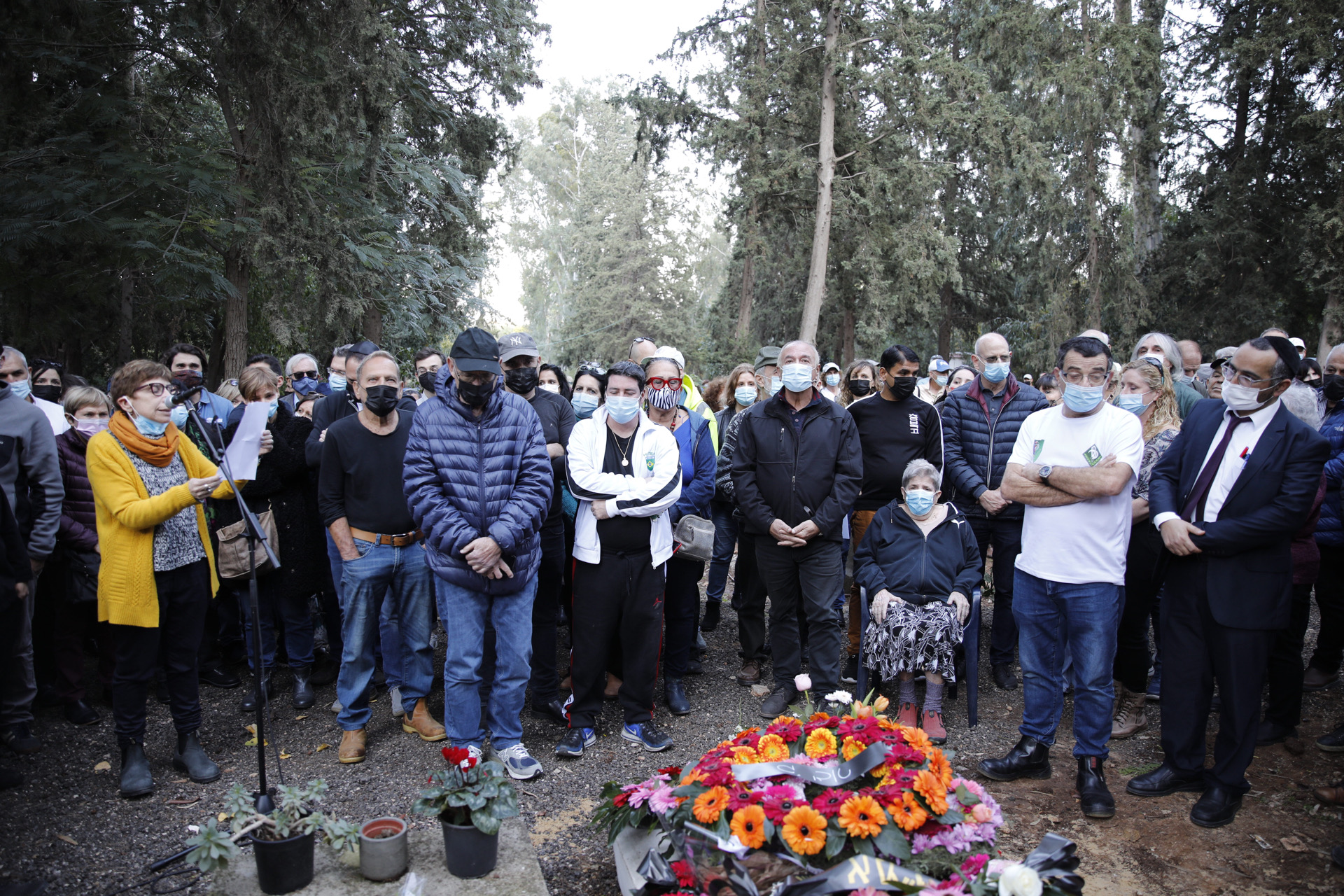 שנה ללכתו של יורם טהרלב: "הרגשה איומה להשאיר מישהו שאת אוהבת חשוף לגשם"