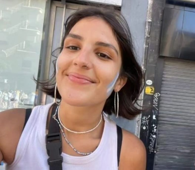 שני זוהר, אחות של בר זוהר בת ה-23 שנרצחה במסיבה ברעים: "היא צרחה, אמא, אמא אבל לא הייתה קליטה ואף אחד לא יודע כלום"