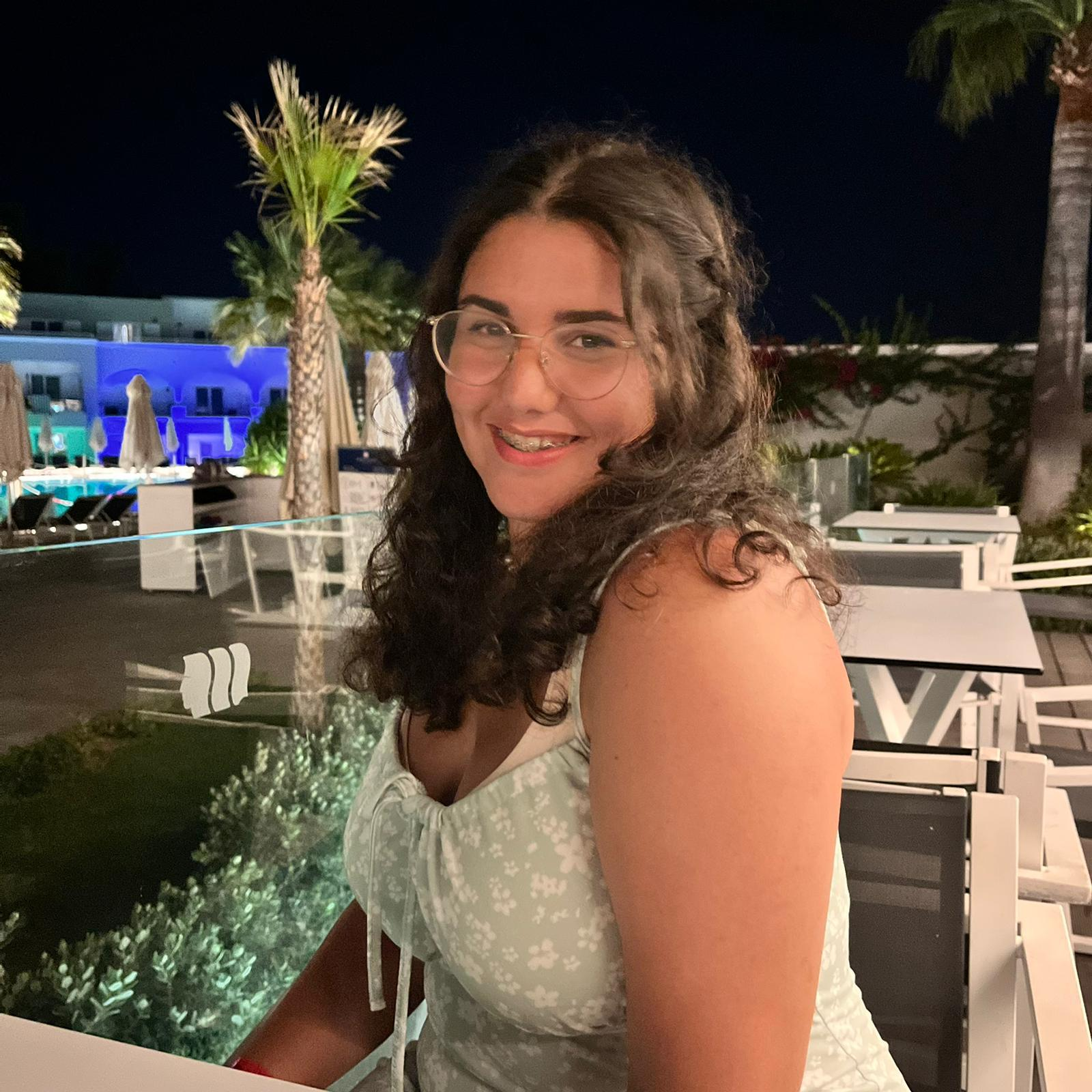 "את נועה שלי רצח רופא בבית חולים ועכשיו משחררים את המנהל שלו"