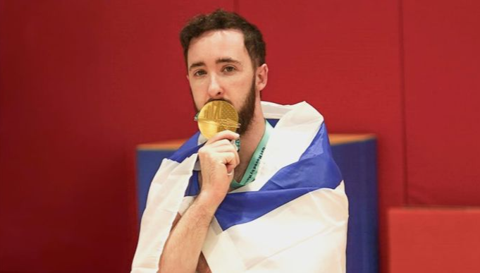 "מה שווה אלוף עולם אם המדינה שלי כואבת?"