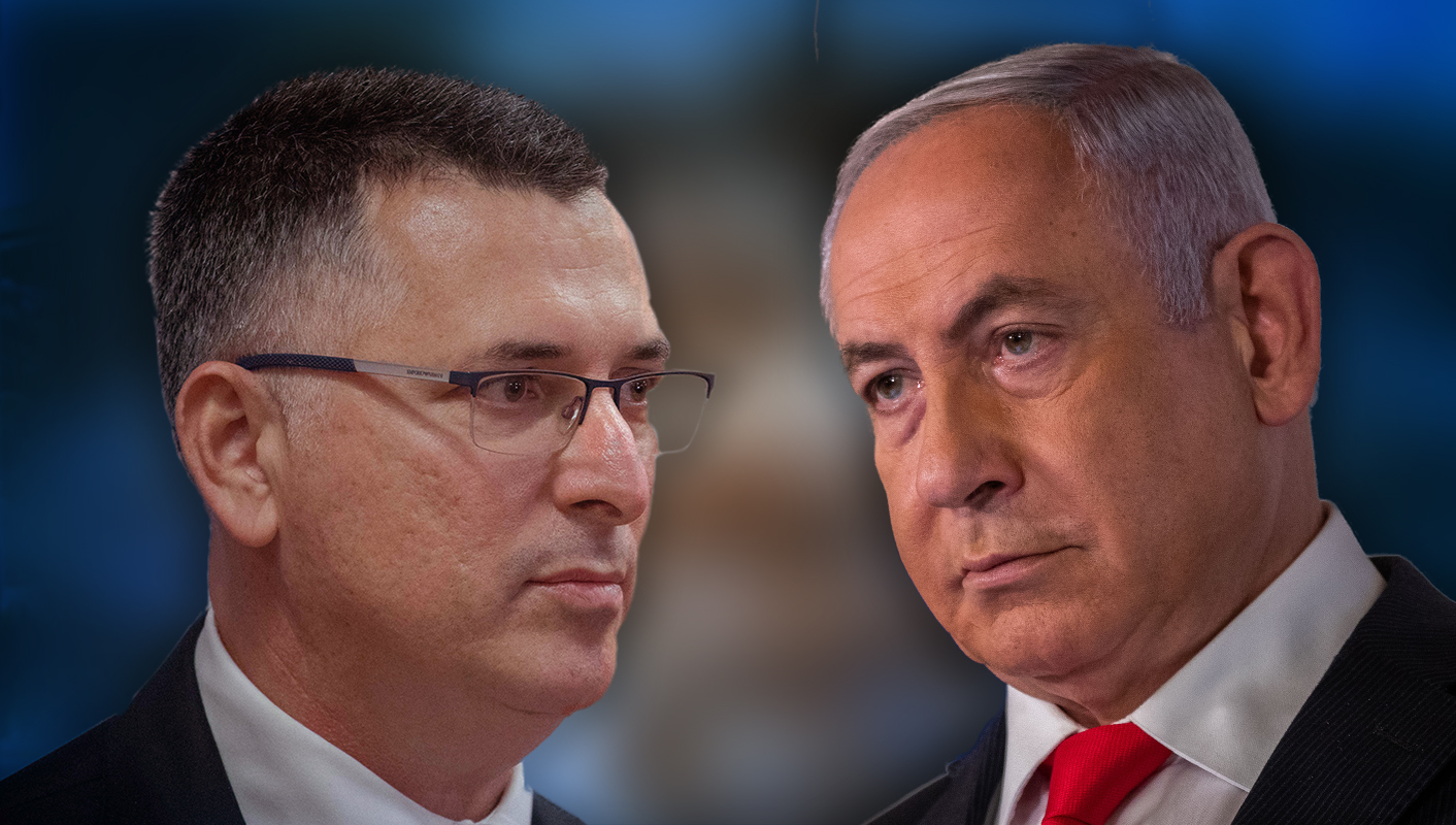 מי הפוליטיקאי היחיד שמותר לו לזגז בין עמדות מנוגדות לחלוטין?