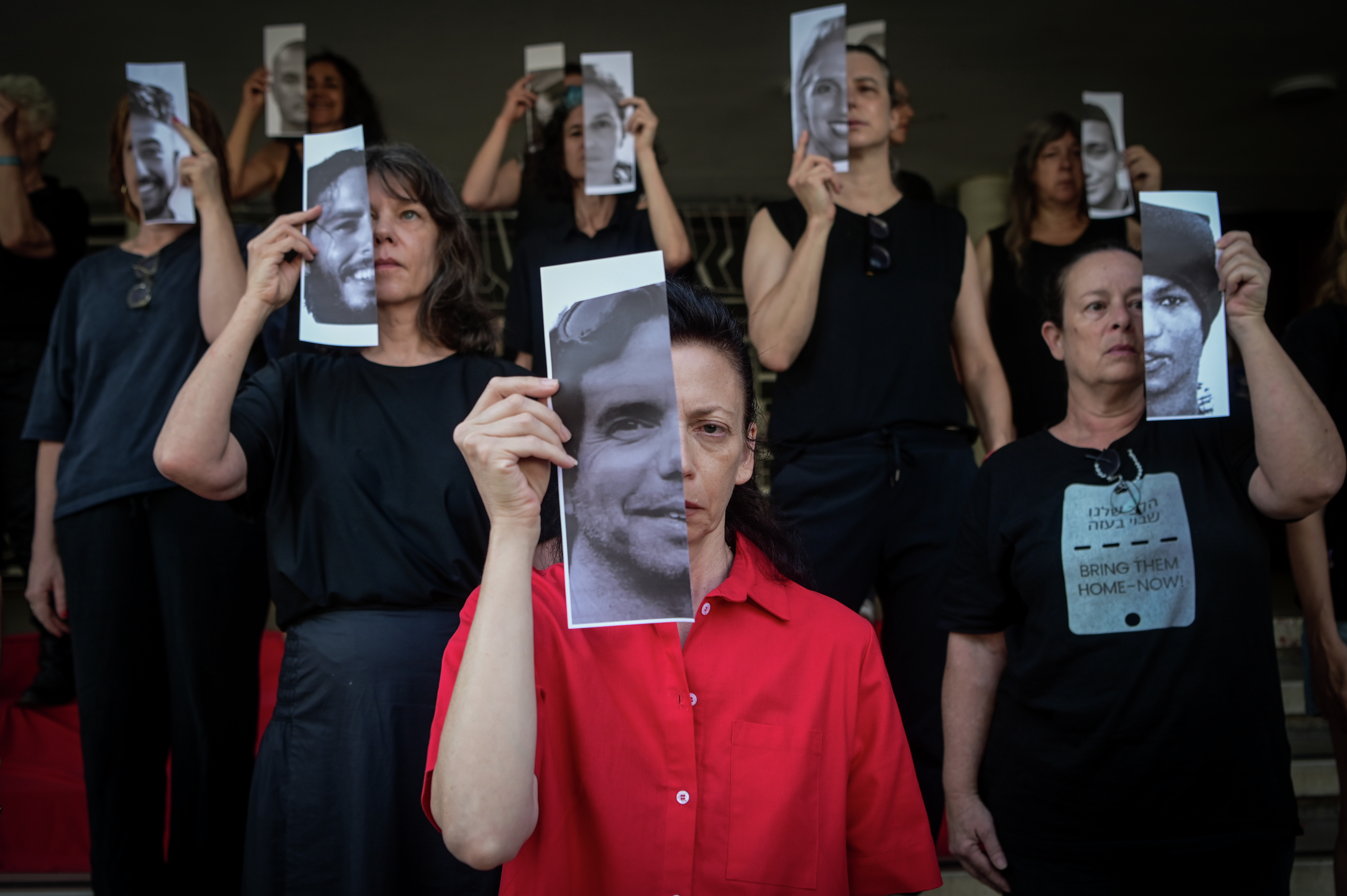 יפעת קלדרון: "אחזור לנשום כשאראה את עופר בעיניים"