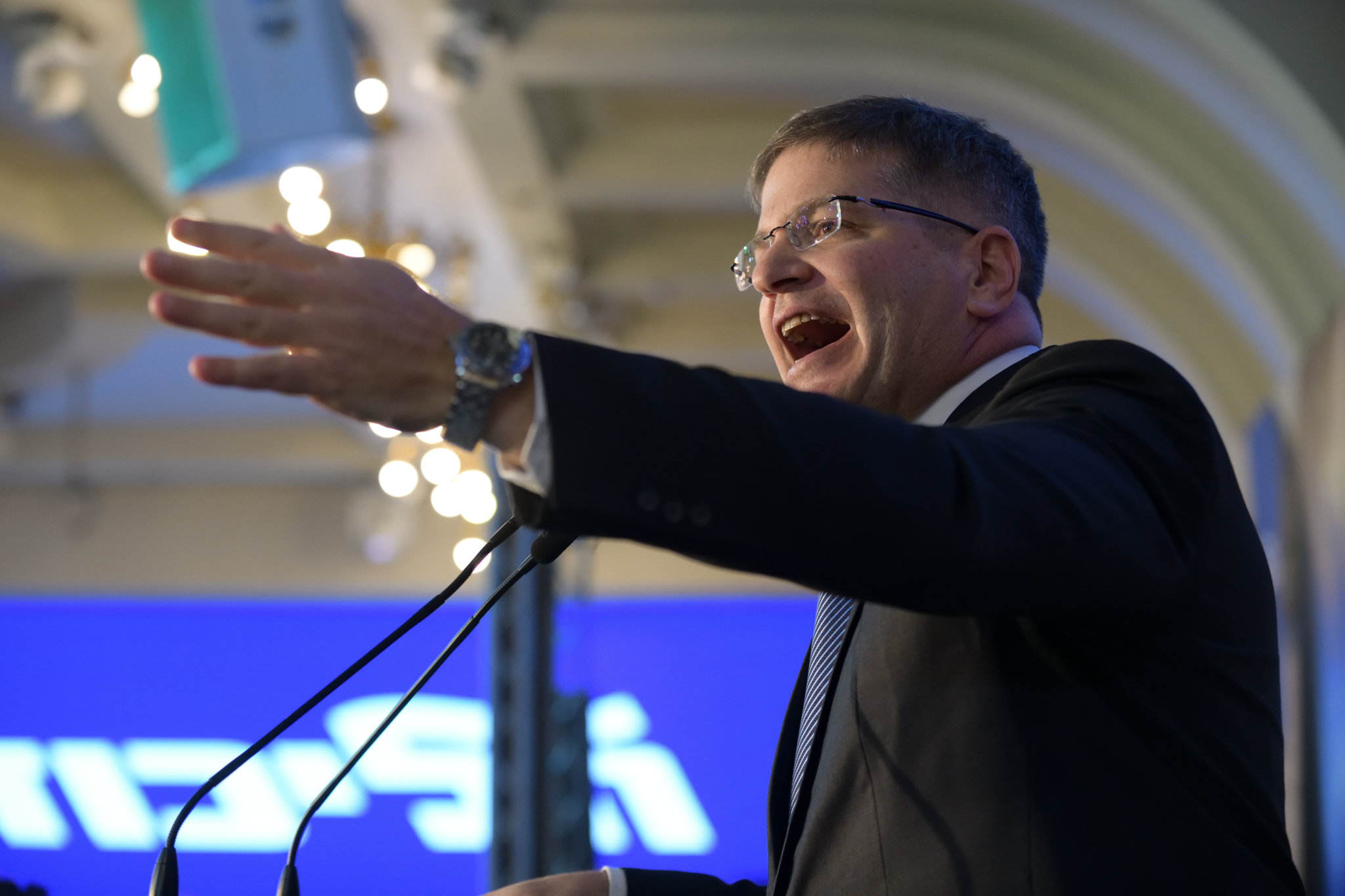 שוסטר תקף את נתניהו - קיש ענה: "מוזמן להתפטר"