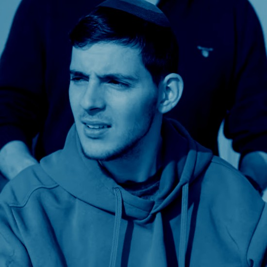 בניה פרץ שנפצע בפיגוע בצומת תפוח נותר משותק, וכעת רוצה לחזור ללכת