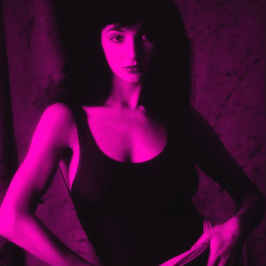 רצים במעלה הגבעה