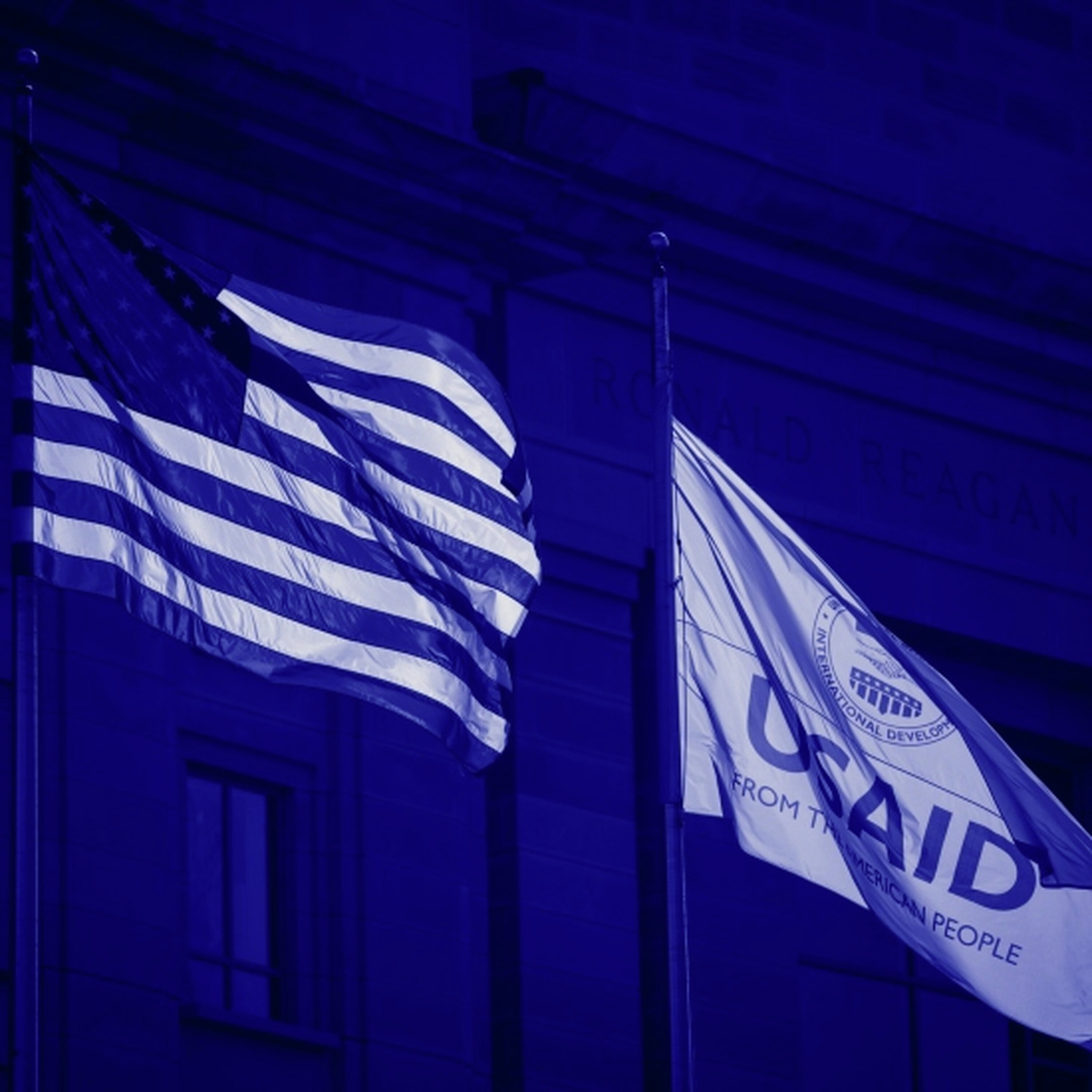 פרק 317: סוגרים את USAID