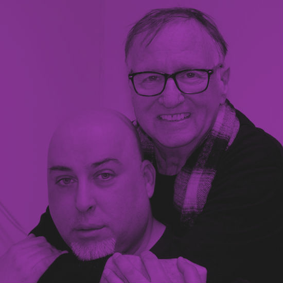 מאחורי השירים עם מיקיאגי