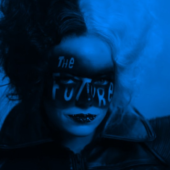 את לא נולדת מפלצת