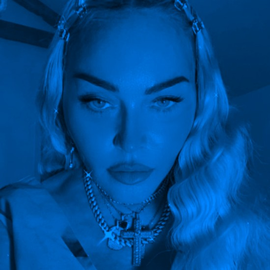 סבתא, צאי מהטיקטוק