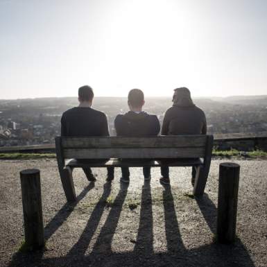 8.7.2025 - שלושה שיודעים - אורי גוטליב