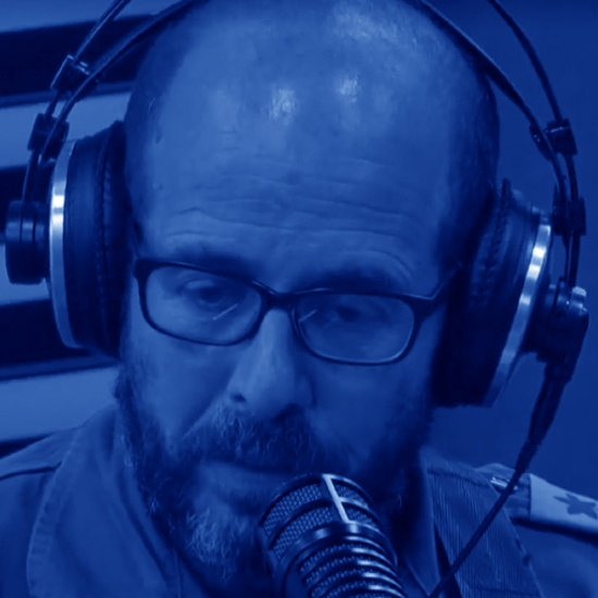 רוח, קרב: אמילי עמרוסי בשיחה עם ארז אשל episode artwork