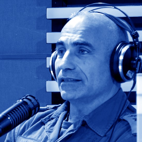 רוח קרב: אמילי עמרוסי משוחחת עם אלוף-משנה (במיל') גולן ואך episode artwork