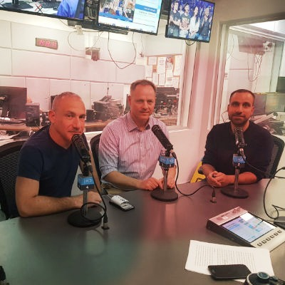 "אין ימין ואין שמאל": סיפורן של מפלגות המרכז