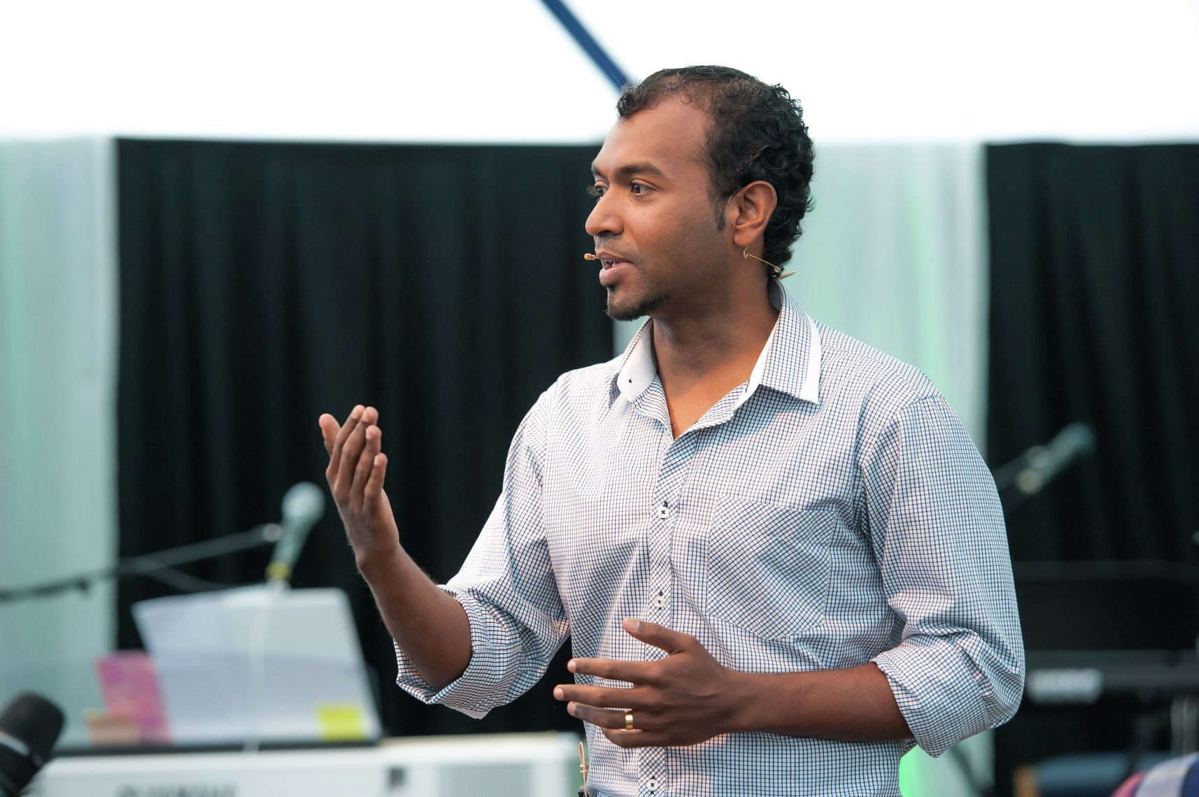 Power and Sacrifice – Max Jeganathan, Centre for Public Christianity