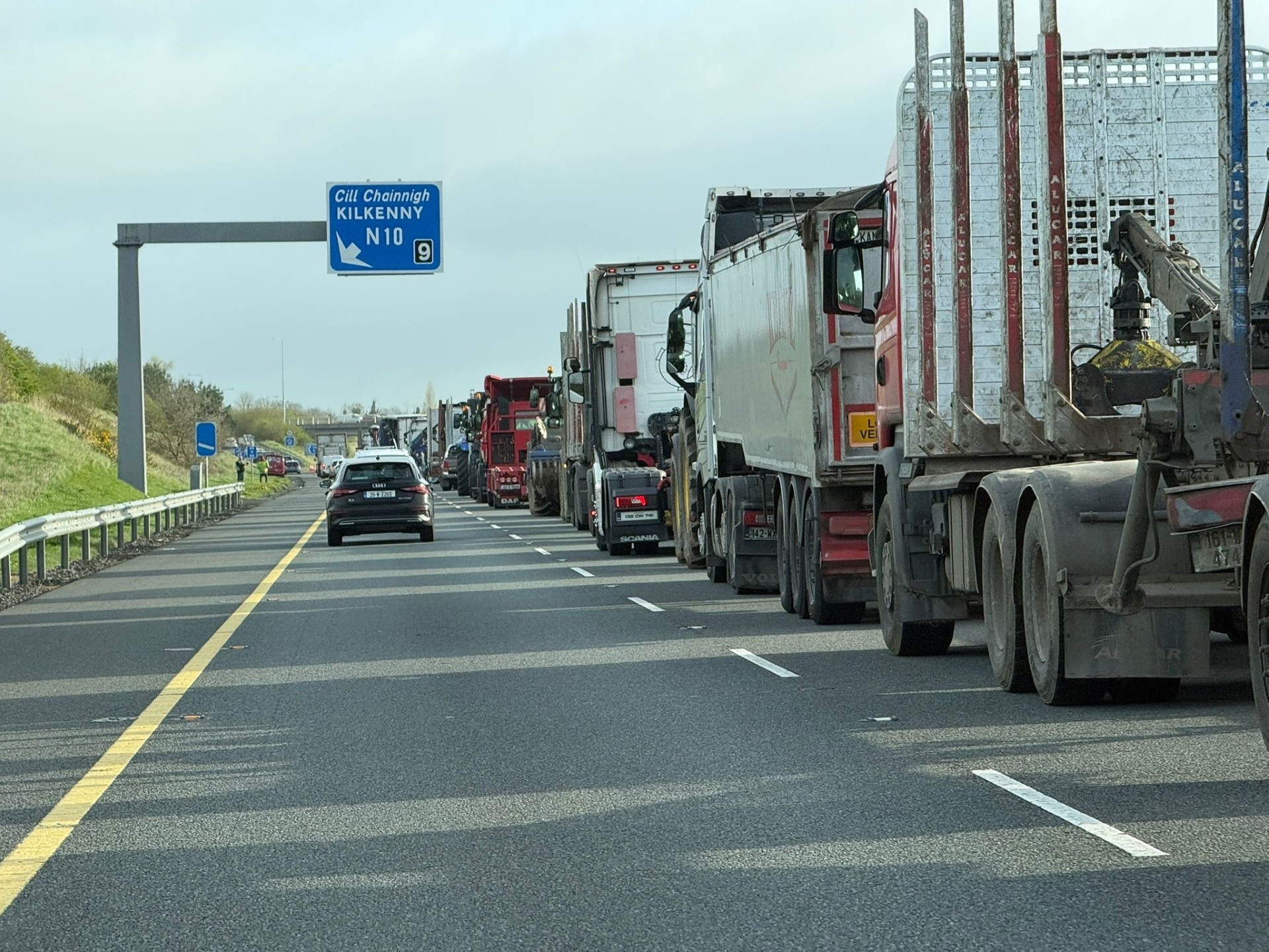 IRHA Secretary John Nolan on fuel protests and Defence Forces deployment! episode artwork