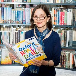 Dr Susan Rennie Chats To Bex About Roald Dahl's Hilarious Words!