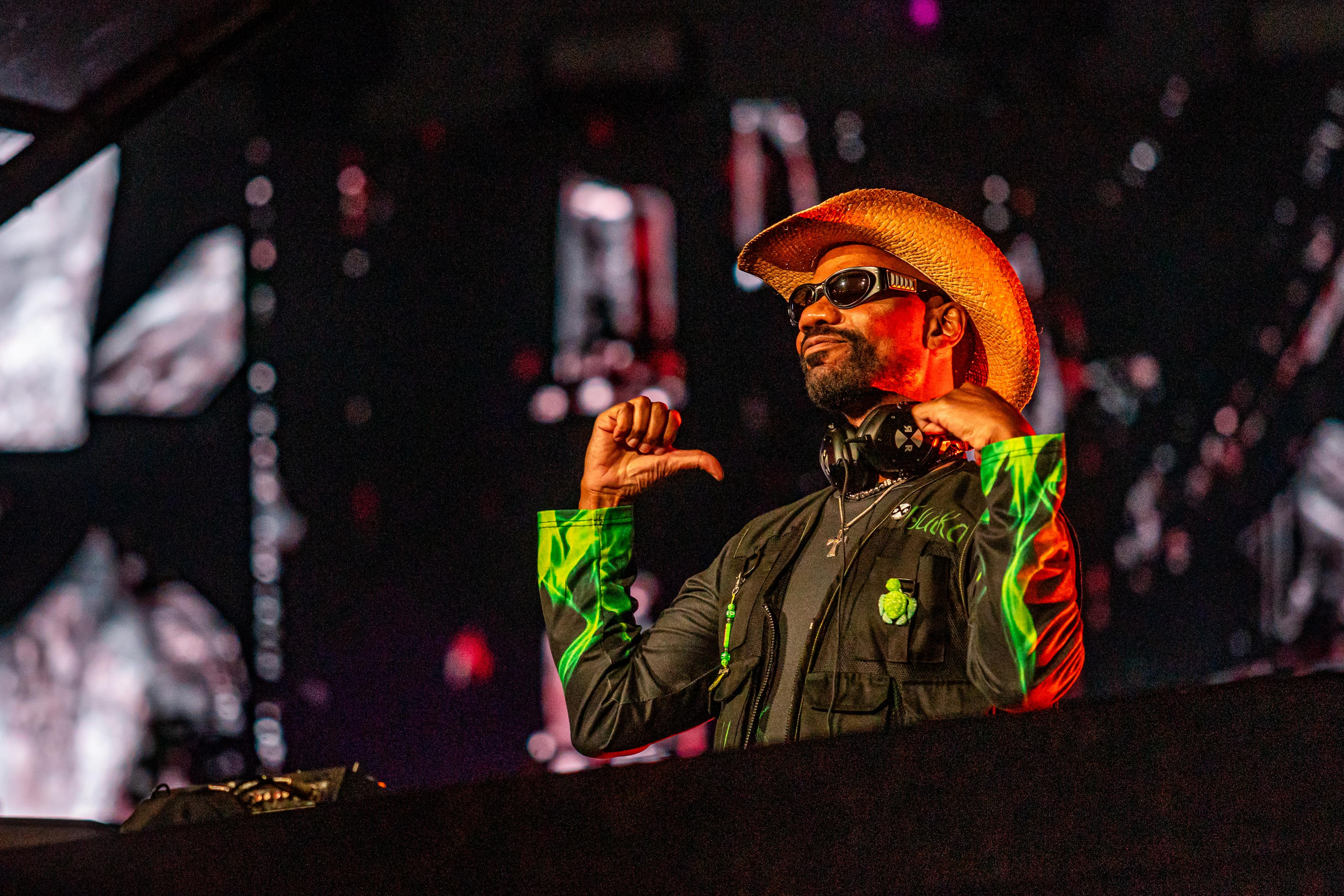 Green Velvet at Tomorrowland Brasil 2026 (Crystal Garden)