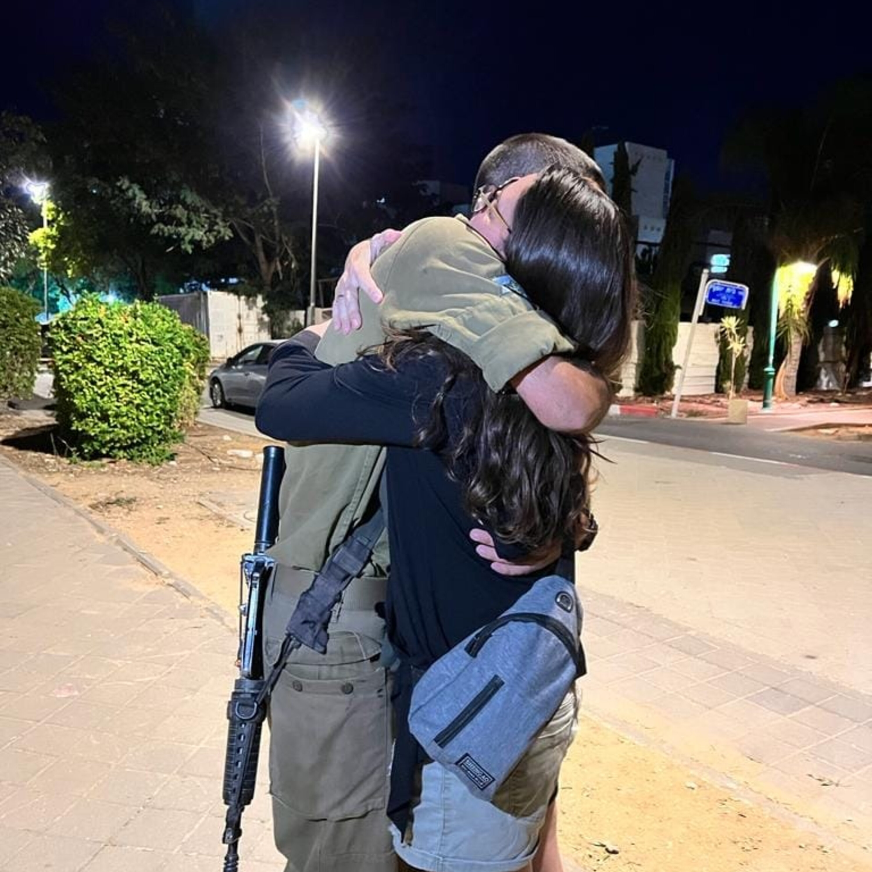 מגדלת כנפיים: יומן פרידה מאיתי סעדון