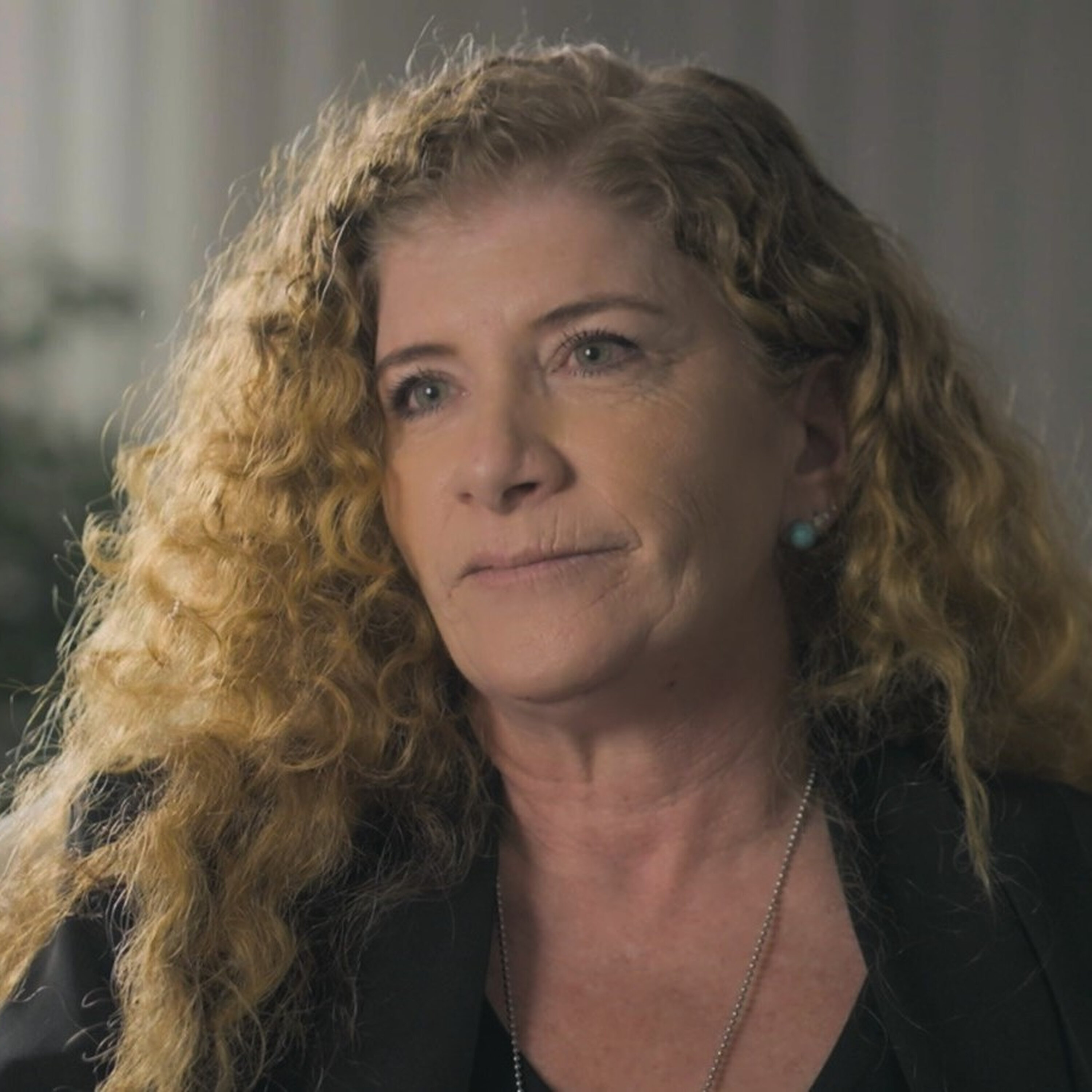 בשבי: שיחה עם מירב טל