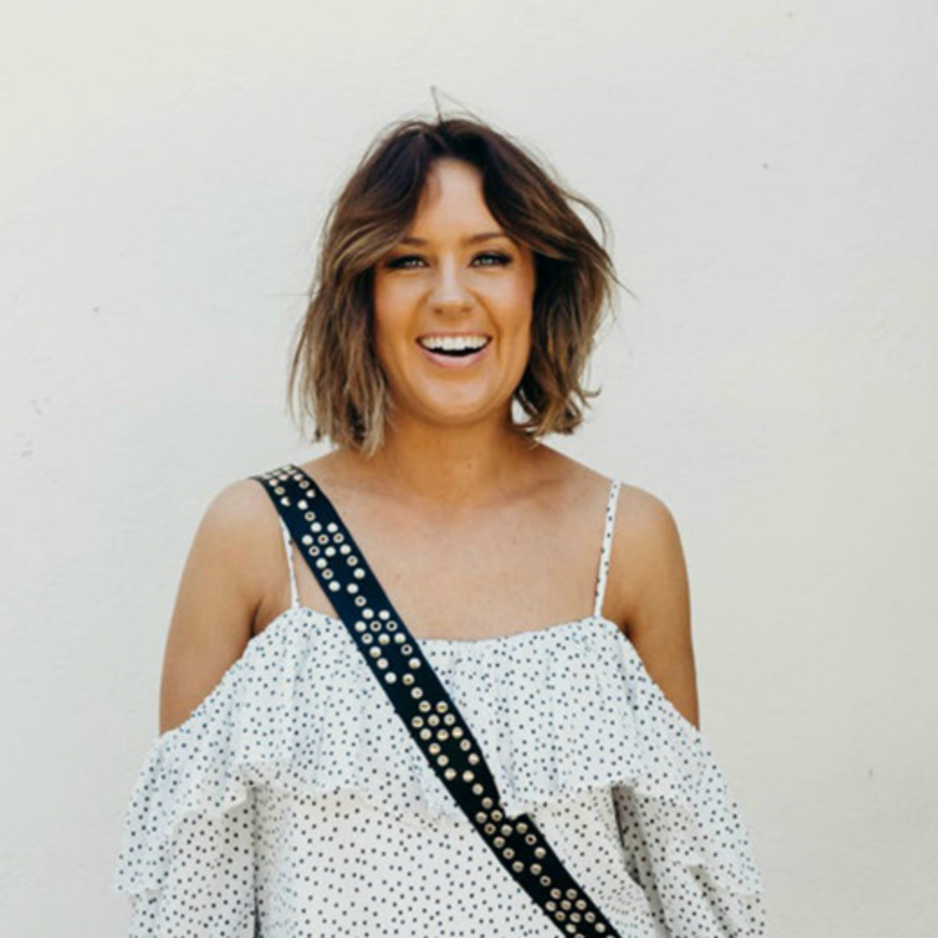 Up Close with Chelsea Thomas from I Heart Bargains episode artwork