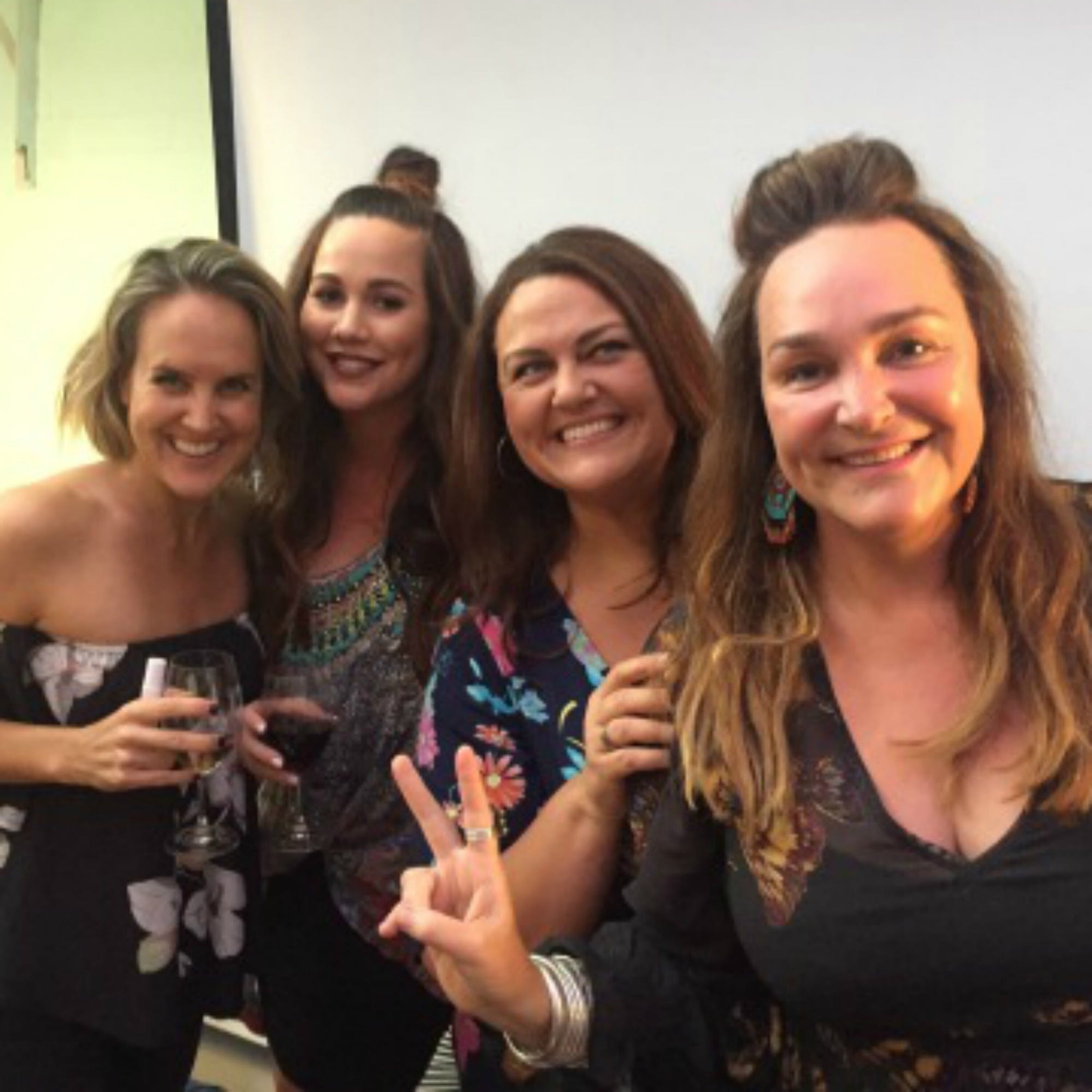Show + Tell LIVE podcast with Chrissie Swan, Kate Langbroek and Sophie Cachia (The Young Mummy) episode artwork