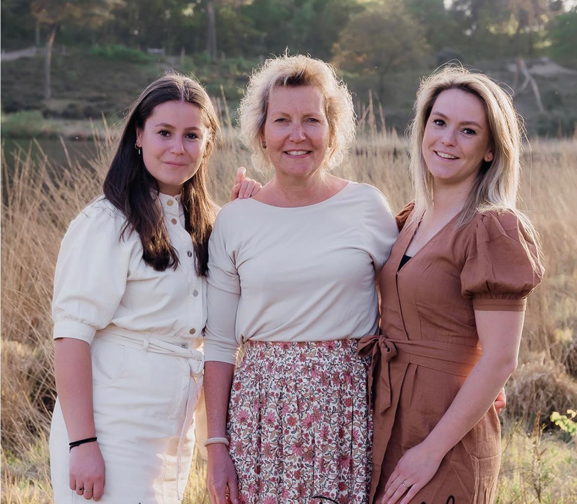 In Herinnering: tragisch verlies moeder Helen (29), achterblijvers koesteren herinneringen en liefde voor haar drie kinderen