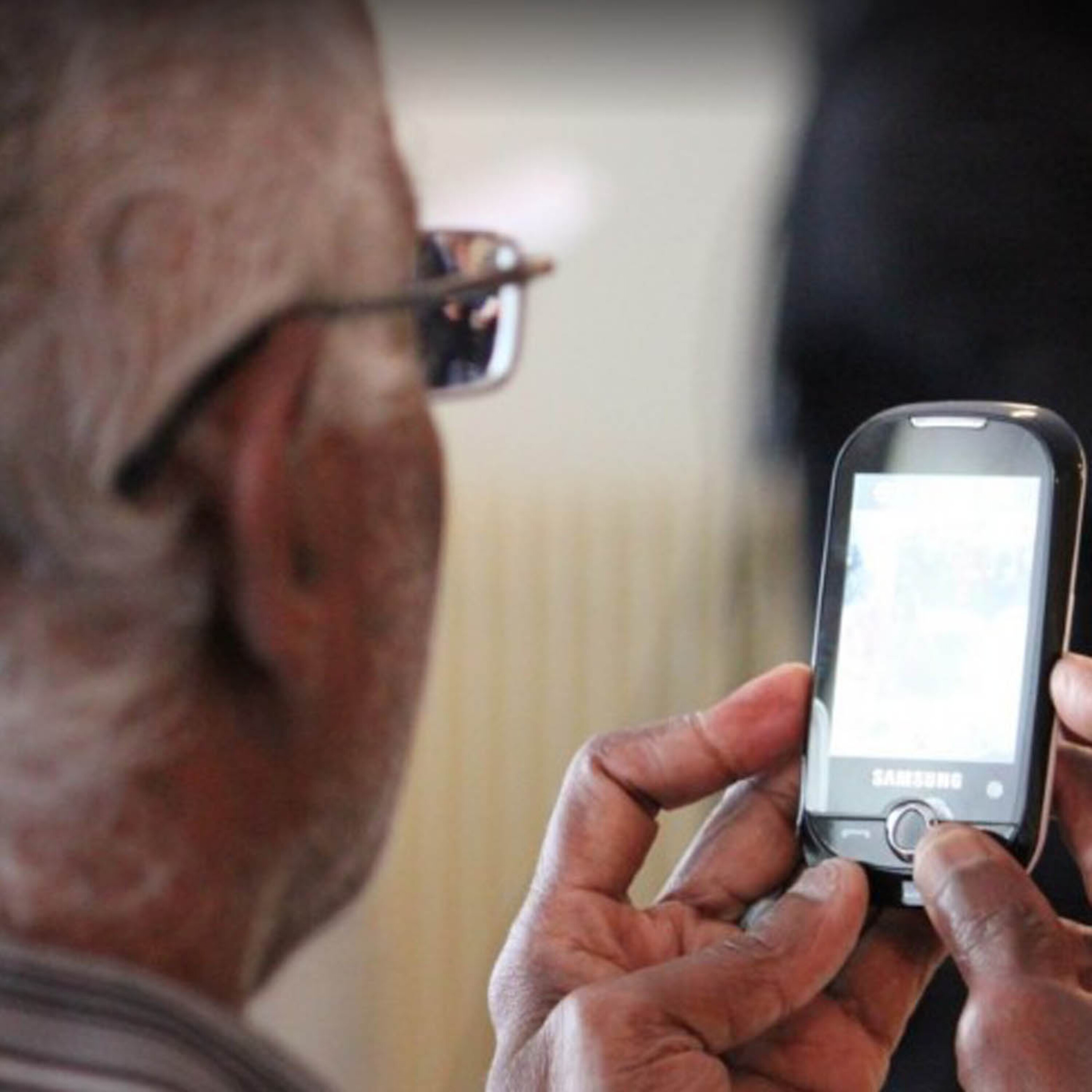 പ്രായമായവർക്ക് സഹായം ഇനി വീട്ടുപടിക്കല്‍