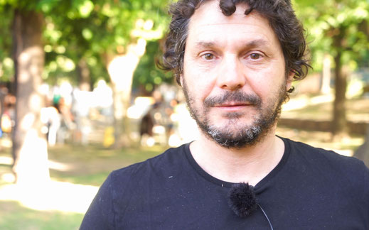 "'E Verdulería Colifatos'  está en San Telmo, vende productos agroecológicos, comprados a familias en el conurbano", Alfredo Olivera en Contacto Noriega