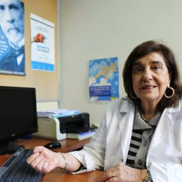 "La gente tiene que entender que es fundamental aplicarse las vacunas de la influenza y de Covid", Dra. Ángela Gentile