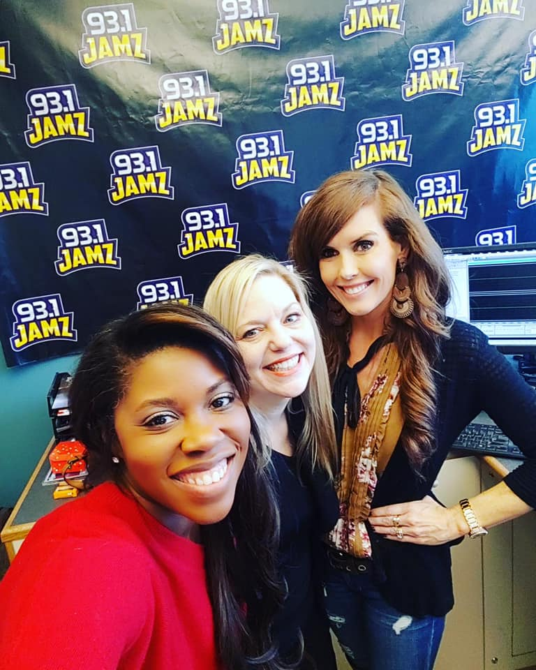 Pink Power Hour: Award Winning Lingerie Designer Tia Lyn of Contours Lingerie Helps Women Feel Beautiful