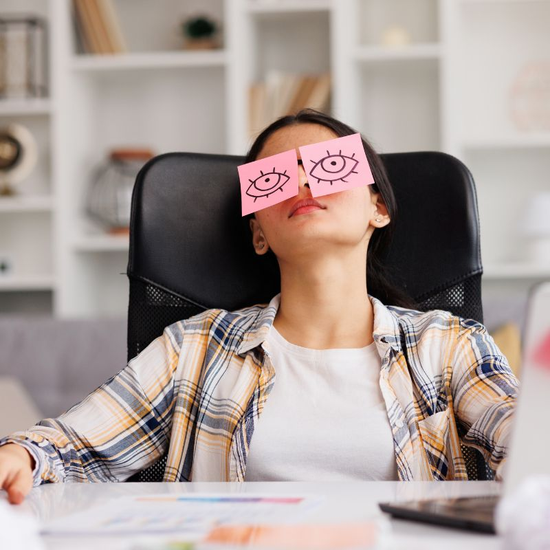 Sticky Eyes Dating Hack 🤮