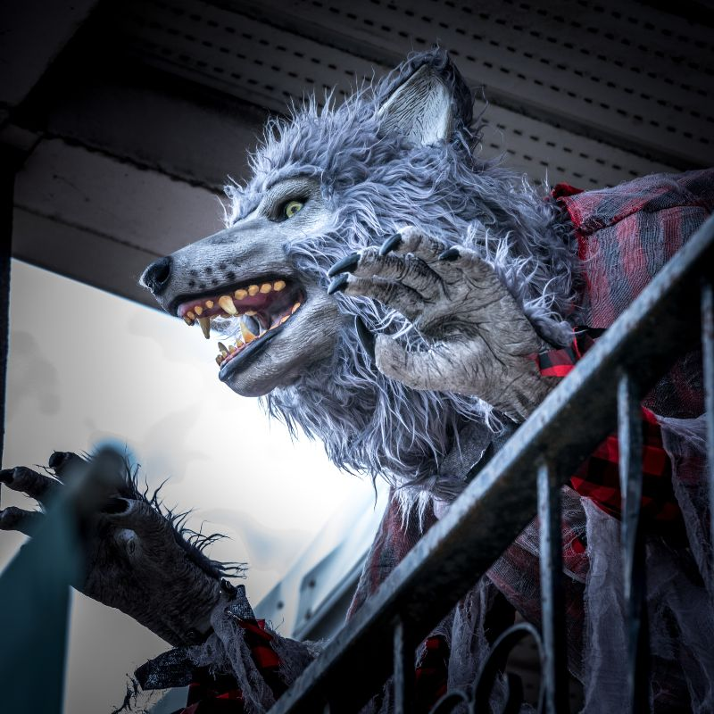 Werewolf scares neighbors episode artwork