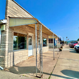 BizCast 30: Filling a La Crescent Void with Affagoto Lane Coffee BizCast 30: Filling a La Crescent Void with Affagoto Lane Coffee