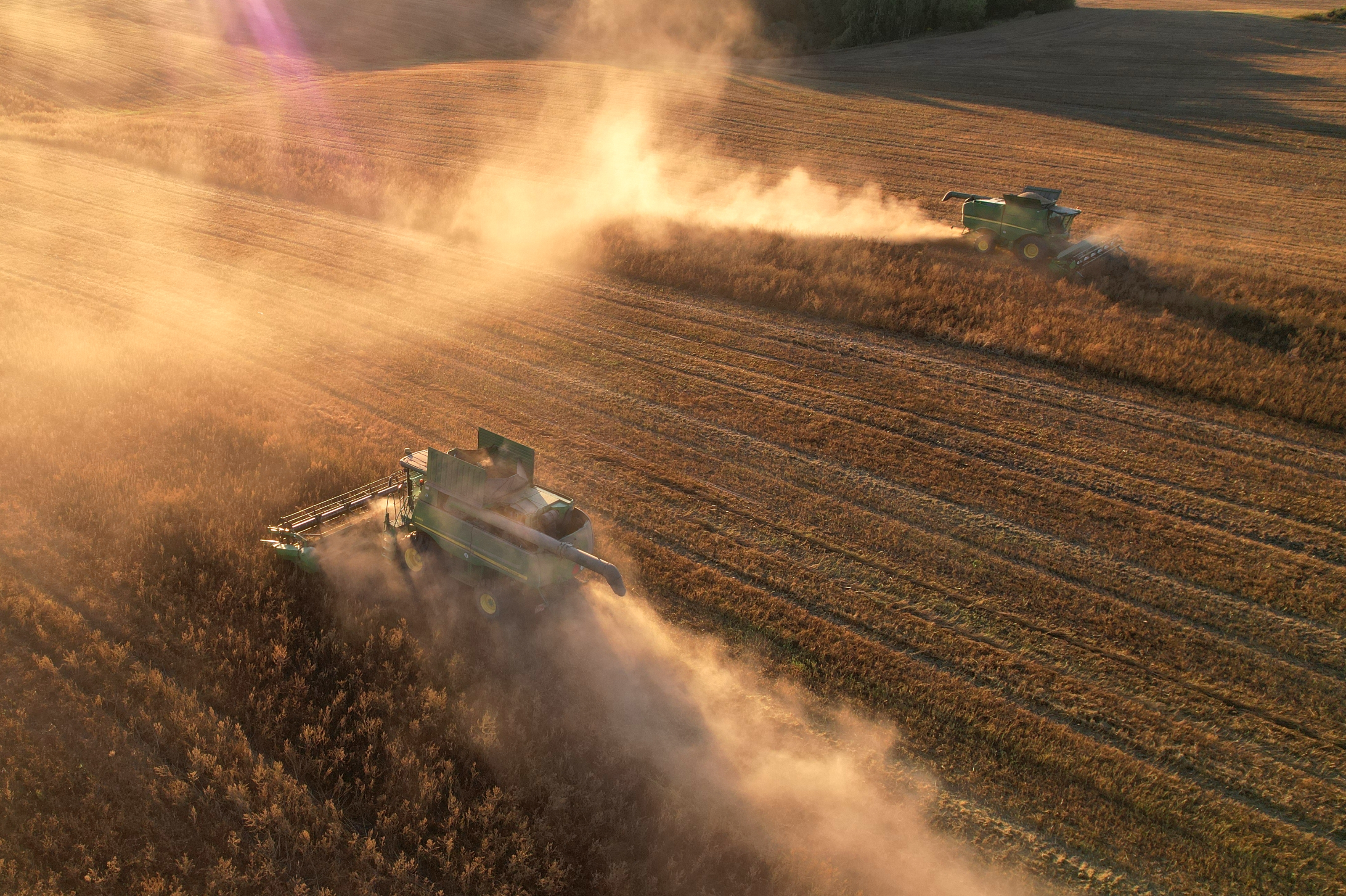 MID-WEST FARM REPORT - MADISON