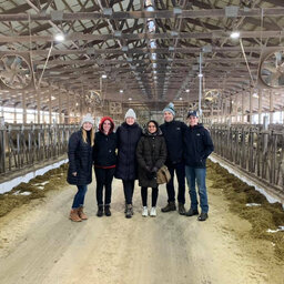 Harvard Law Students Visit Wisconsin Dairy Farm