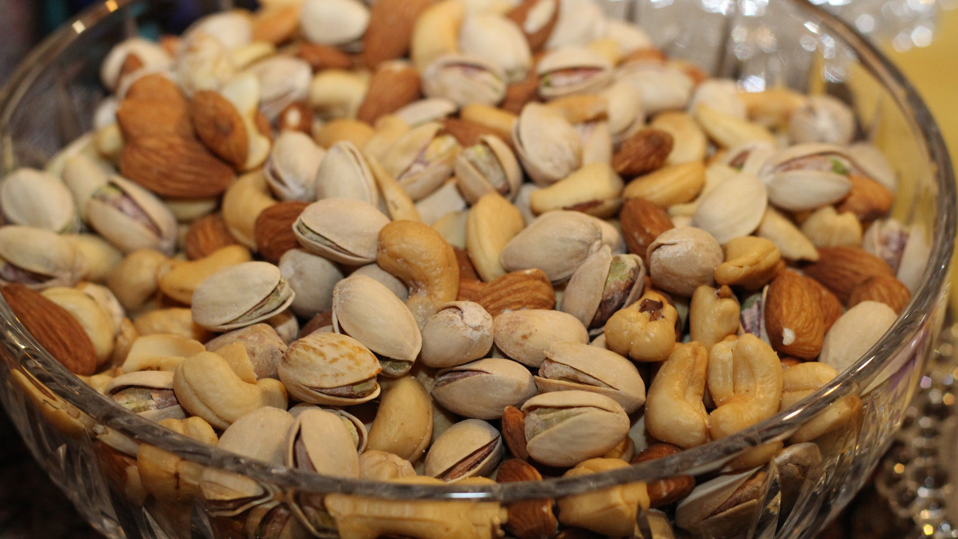 The Best of the Morning Sickness - The one with nuts