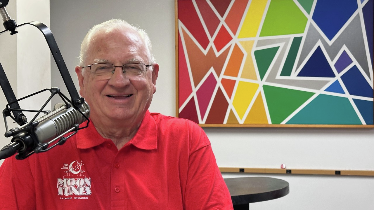 WIZM - La Crosse  Talk Interviews