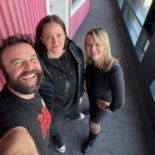 Natálie Kocábová: Pád domu Kollerů ukazuje rodinu, kde se smějete ve chvílích, kdy byste spíš měli brečet episode artwork