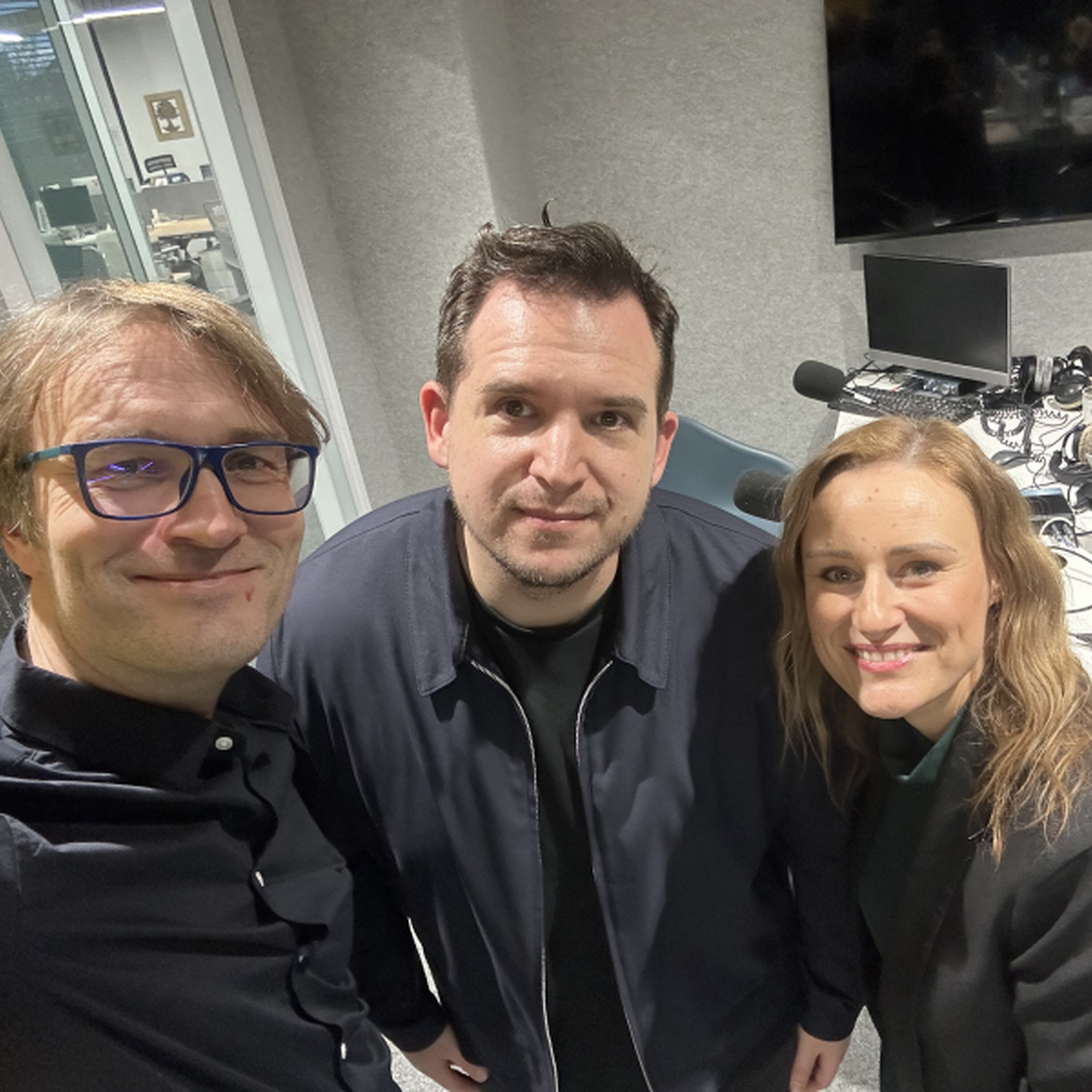 “AI dokáže být vaším osobním asistentem. Pokud nevíte jak začít, zeptejte se přímo AI.” S Českou asociací umělé inteligence o tom, jak může AI změnit neziskový sektor.