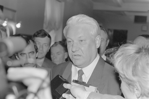 10. července: Den, kdy se Boris Jelcin stal prvním demokratickým prezidentem Ruska episode artwork