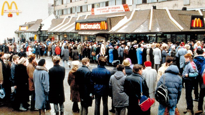 31. ledna: Den, kdy se otevíral první McDonald's v někdejším Sovětském svazu episode artwork