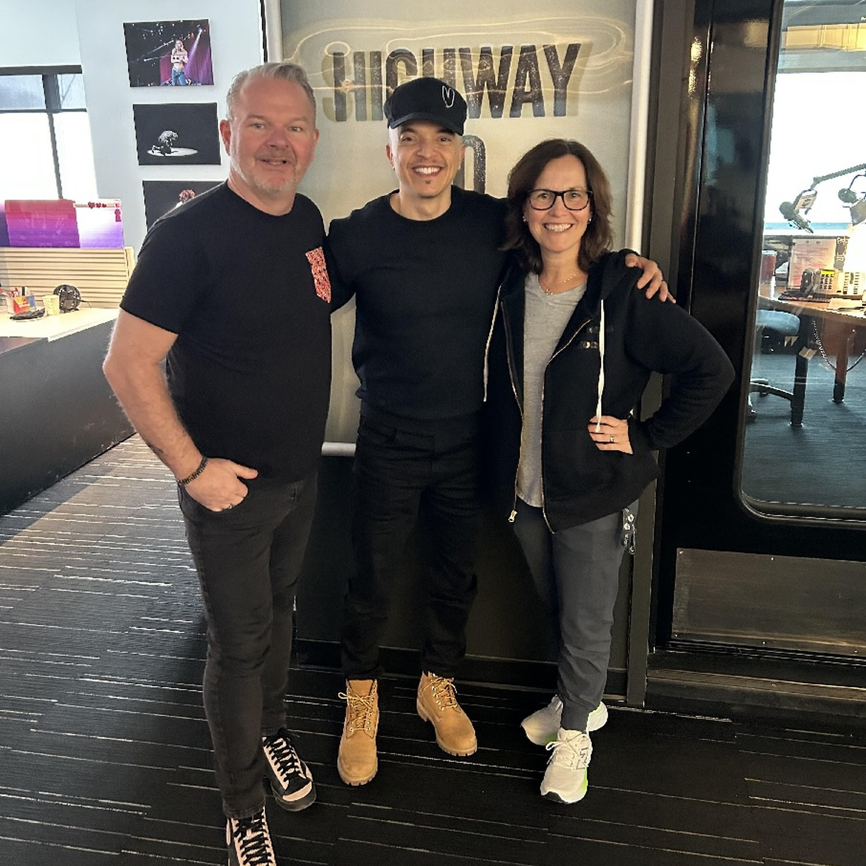 Local Goes Global: Jay & Sharon Got To Chat with Comedian Rachid Badouri! episode artwork