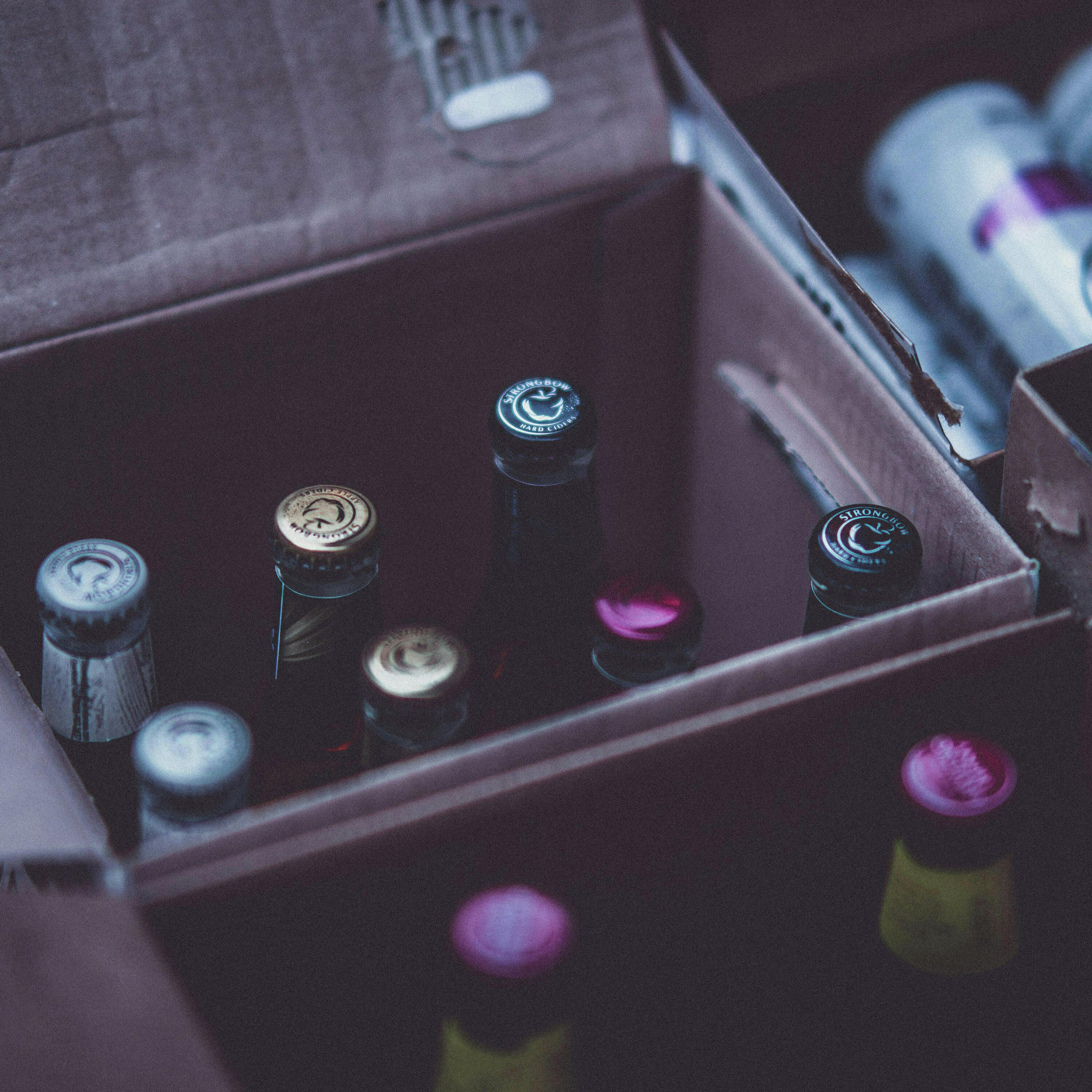 Party for Two | Cross‑Border Alcohol Sales | Telescopic Tuesday | Online Health Misinformation episode artwork