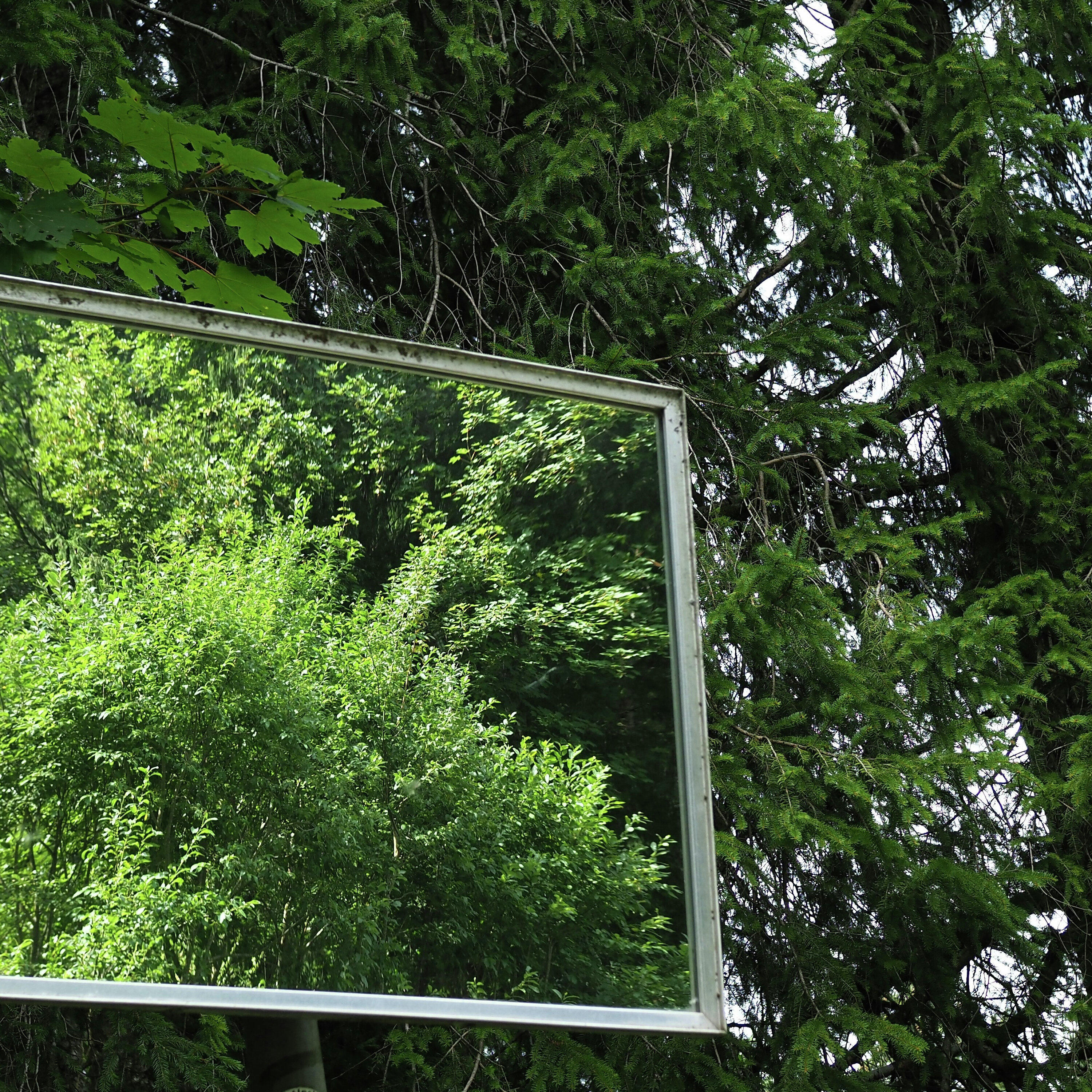 GM Ingersoll plant - Homicide suspect killed - Giant mirrors in space? - Carney on crime