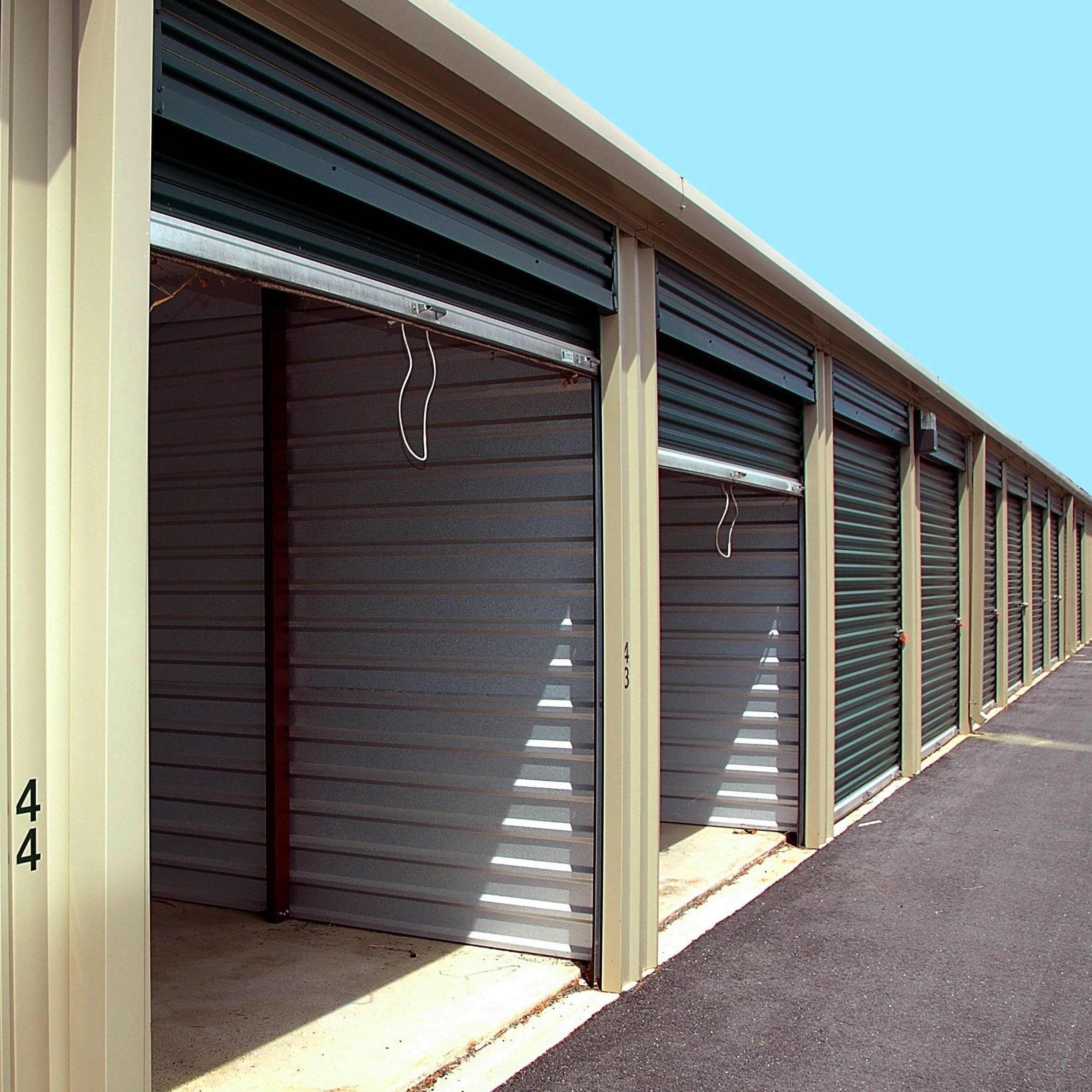 Jerry's Storage Unit Story | Cybersecurity Breach | Youth Crime Concerns | Reverse Mortgage Growth episode artwork