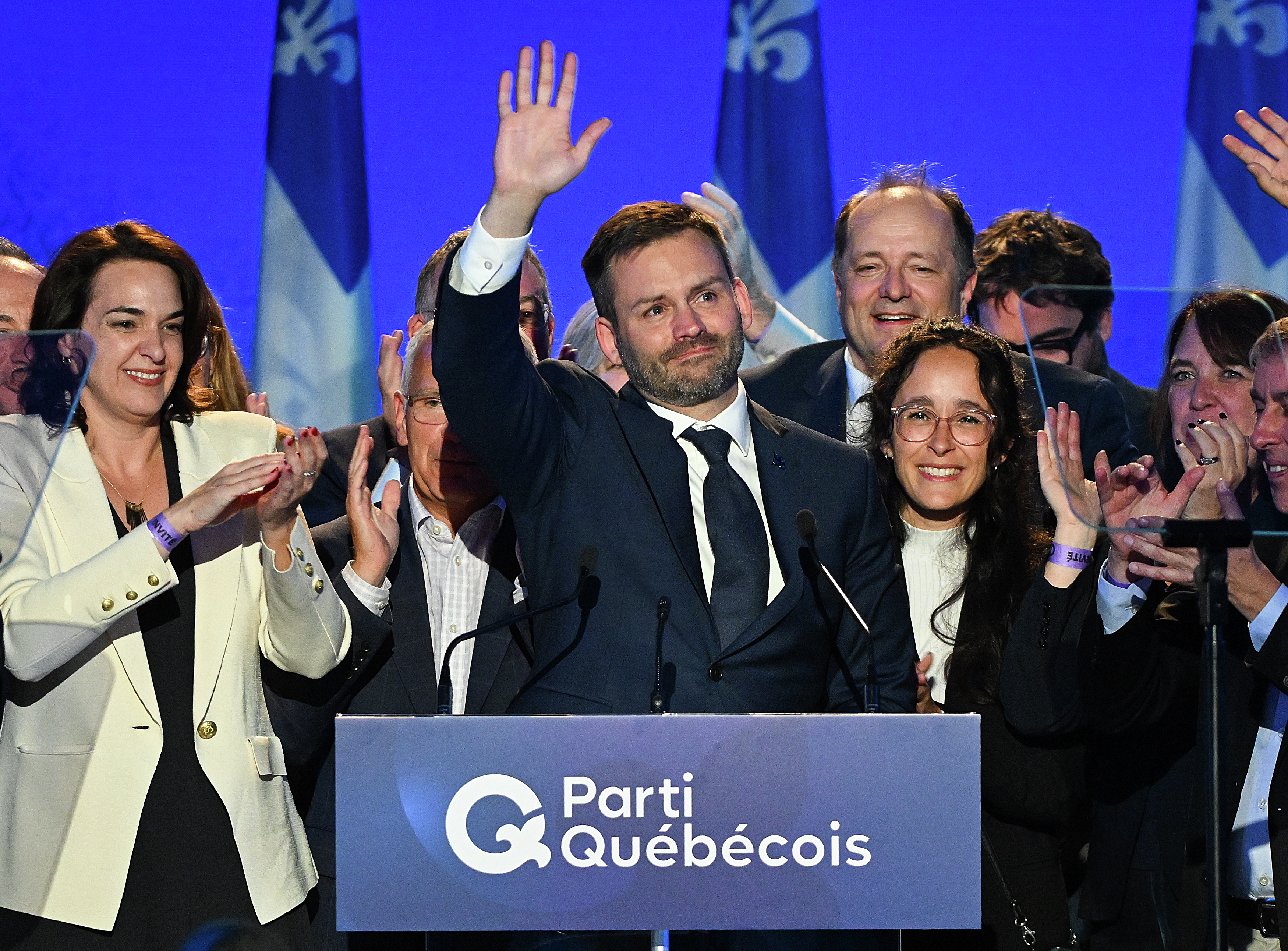What will happen legally when Paul St-Pierre Plamondon refuses to take the oath when the becomes premier?